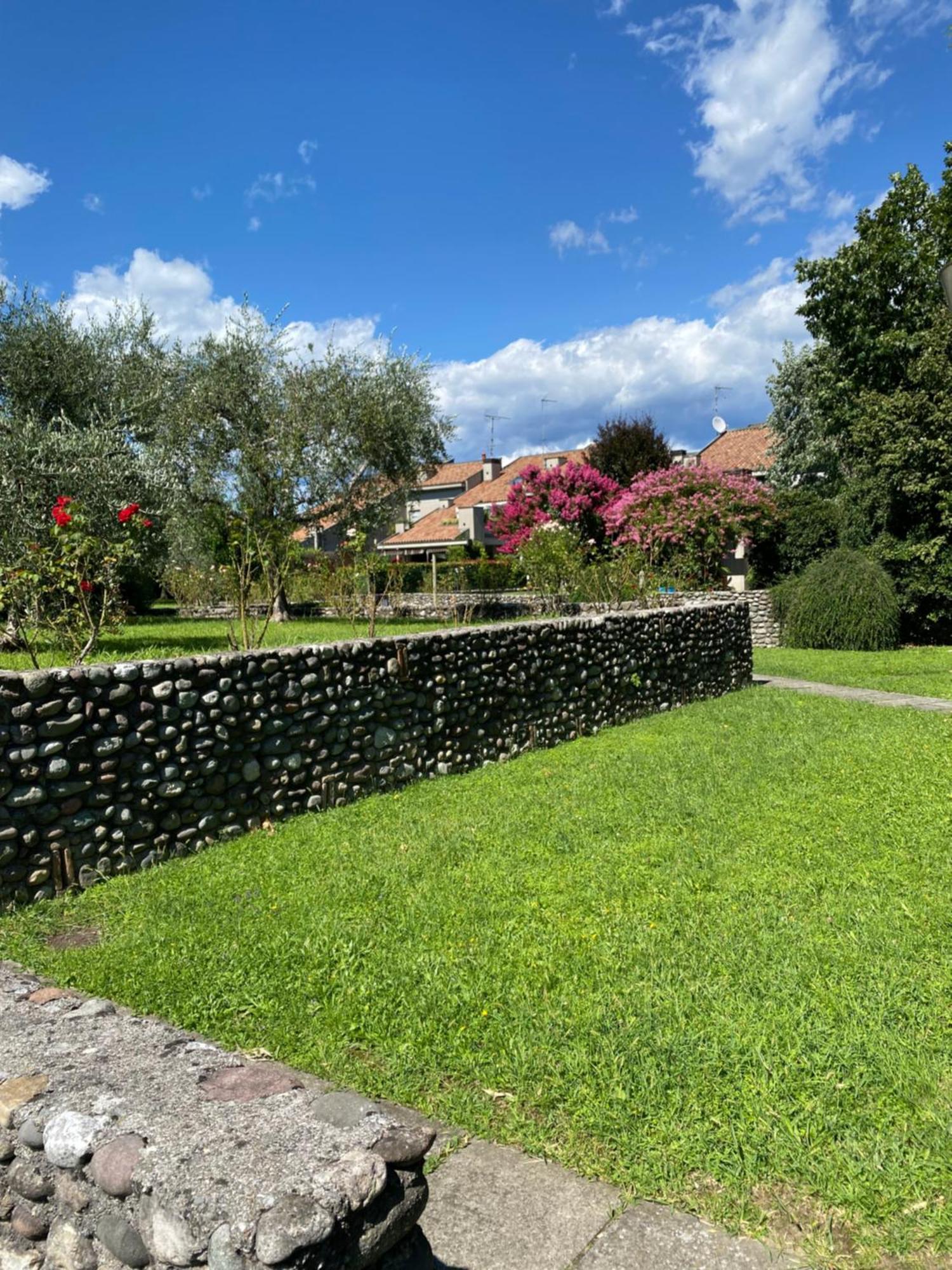 Holiday Home Punta D'Oro With Garden, Parking Place And Lake Access At 300 M Iseo Esterno foto